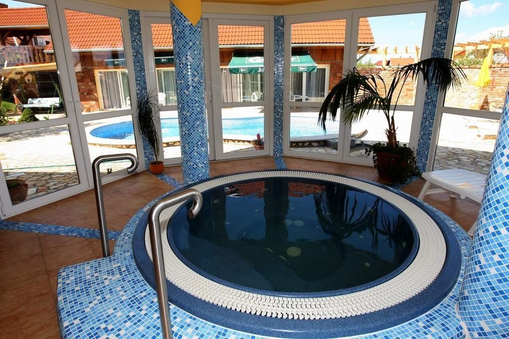 Gasthaus Joo-Wellness Pension Rabapaty Экстерьер фото